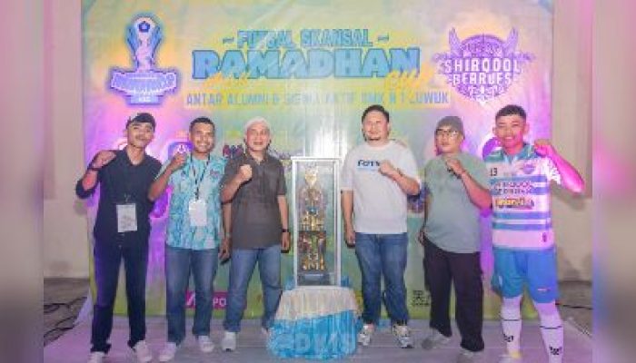 Kadispora dan Ketua AFKAB Banggai, Resmi Buka Turnamen Futsal Skansal Ramadhan Cup II Tahun 2024