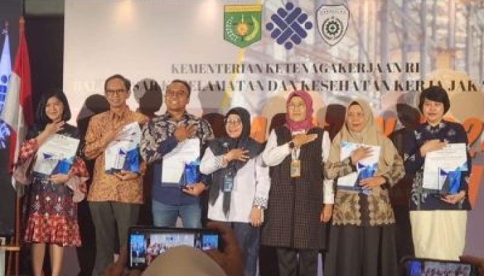 PT GNI Terima Penghargaan PNBP Dari Kemenaker RI