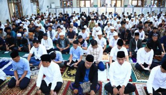 Kapolri : Idul Fitri Jadi Momentum Pererat Persatuan di Tengah Perbedaan