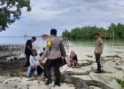 Patroli dialogis Polisi  beri rasa nyaman bagi  pengunjung tempat wisata di Tojo Una-Una