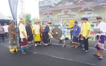 Wakil Bupati Banggai, Membuka Festival Ogoh-Ogoh dan Budaya Ke-2 di Kecamatan Toili