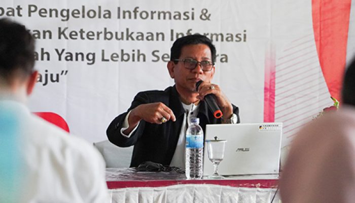 Kadis Kominfo Santik Jadi Pemateri Pada Rakor PPID Se-Sulteng 2024