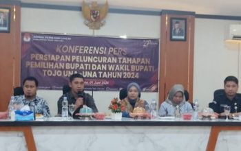 Konferensi Pers KPU Tojo Una-Una, Bahas Persiapan Peluncuran Tahapan Pemilihan Bupati dan Wakil Bupati 2024