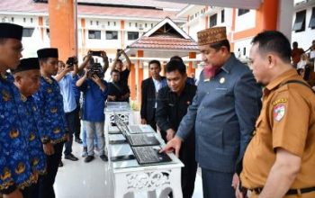 Tanda Tangani PK dan Serahkan SK P3K, Bupati Mohammad Lahay : Semoga Pengabdian Meningkat