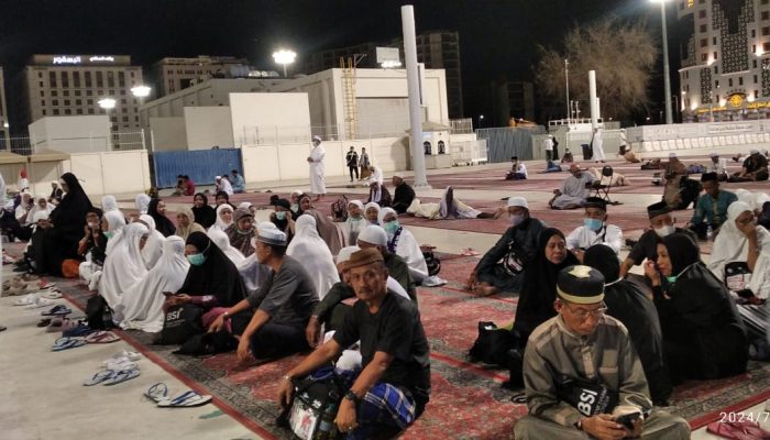 Jamaah Haji Tojo Una-Una Minta Perubahan Jadwal Kedatangan Rombongan