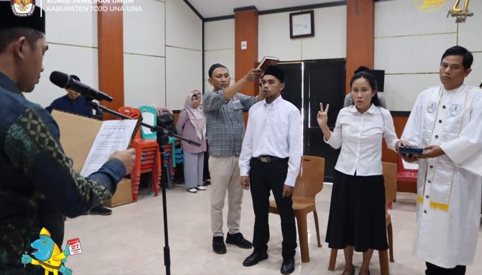 Pelantikan Pengganti Antar Waktu Panitia Pemungutan Suara di Kabupaten Tojo Una-Una