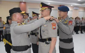 Pimpin Sertijab Karo Ops dan Dirlantas, Kapolda Sulteng : Ciptakan Terobosan Kreatif dan Inovatif