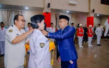 Sekda Musdar Guntur, Kukuhkan 30 Paskibraka Kabupaten Morut