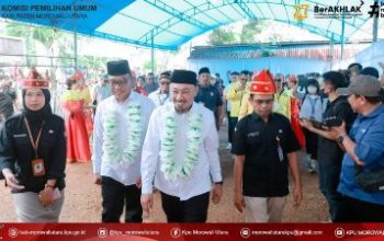 KPU Morowali Utara, Resmi Terima Pendaftaran Pasangan Calon Bupati dan Wakil Bupati 2024