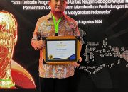 Pemda Tojo Una-Una Raih Penghargaan UHC Award Kategori Utama