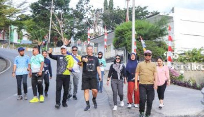 Jalan Santai Tutup Rangkaian Acara Forum Nasional Analis Kebijakan Tahun 2024