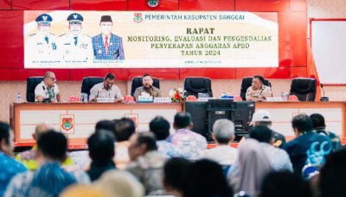 Bupati Amirudin Pimpin Rapat Monitoring APBD 2024: Tingkatkan Transparansi dan Efisiensi Pengelolaan Anggaran