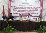 Dari arena kegiatan Rapat Pleno rekapituasi verifikasi faktual kedua  Bakal Calon perorangan Pilkada Tojo Una-Una pada pemilu serentak 2024