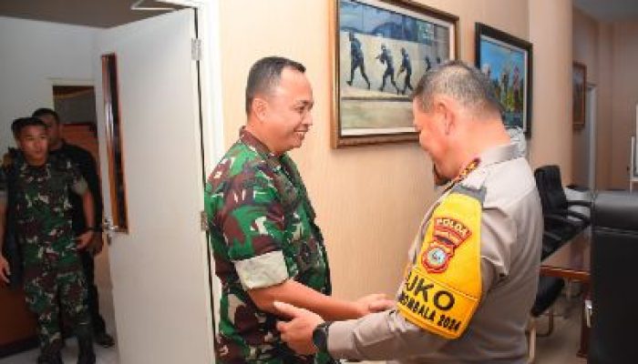 Kapolda Sulteng Terima Kunjungan Silaturahmi Danrem 132 Tadulako Brigjen TNI Deni Gunawan