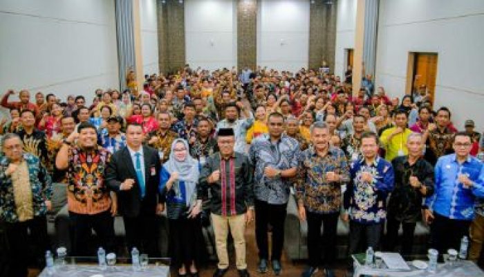 Buka Resmi Pelatihan Bumdes, Wabup Morut : Pemerintahan Delis-Djira Sangat Memperhatikan Pembangunan Desa