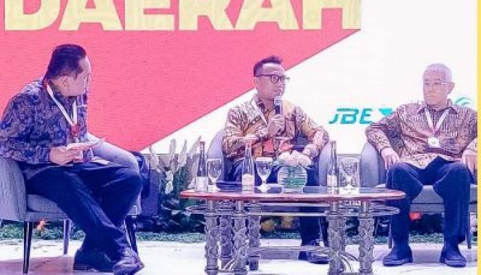 Bupati Delis Menjadi Narasumber Dalam Forum Bisnis Daerah 2024