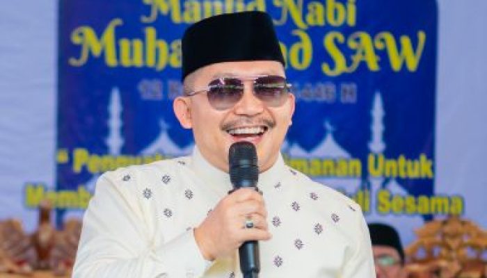 Tablig Akbar di Bualemo: Bupati Amirudin Sampaikan Pesan Persatuan Jelang Pilkada