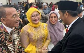 Mengawali Tugas Perdana, Pjs Bupati Banggai Hadiri Pelantikan Anggota DPRD Provinsi Sulteng