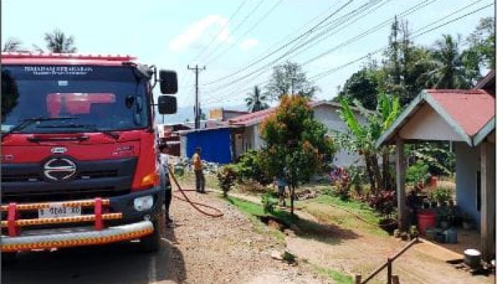 Lakukan Aksi Cepat Tanggap,  PT GNI dan PT SEI Salurkan Air Bersih ke Masyarakat Desa Towara
