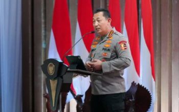 Kapolri Isi Materi Pemberantasan Korupsi, di Retreat Kabinet Merah Putih