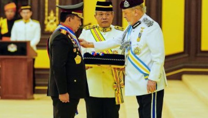 Kapolri Dapat Gelar Panglima Gagah Pasukan Polis Dari Kerajaan Malaysia
