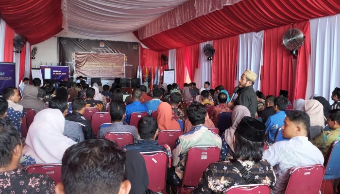 Selama Dua Hari, KPU Banggai Laksanakan Bimtek DPTb dan Pengenalan Aplikasi SIREKAP