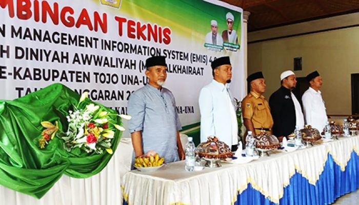 Sekdakab Tojo Una-Una Beri Sambutan Tertulisnya Pada Kegiatan Bintek Aplikasi Education Management Information System (Emis) 4.0