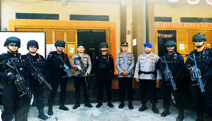Patroli Tim Preventif Kompi lll Batalyon B Pelopor Sat Brimob Polda Sulteng Sasar Kantor KPU, Bawaslu dan Gudang Logistik