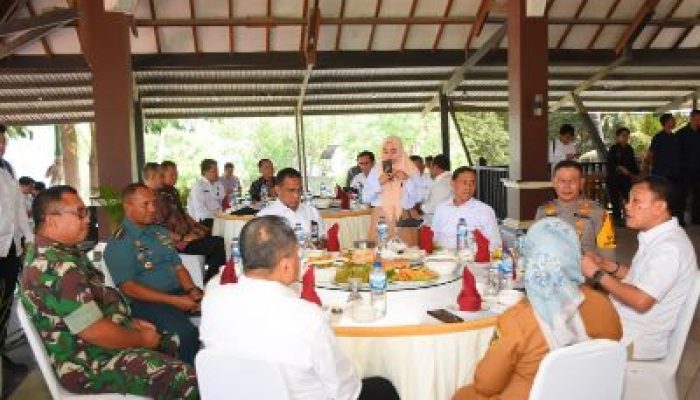 Kapolda Sulteng Hadiri Coffee Morning Bersama Menteri P2MI di Palu
