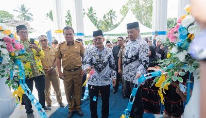 Bupati Amirudin Resmikan Kantor Dinas Pendidikan dan Kebudayaan