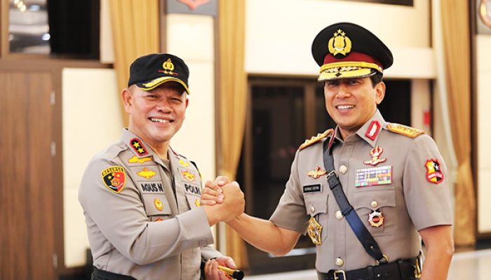 Kapolda Sulteng Hadiri Pelantikan Wakapolri dan Pengantar Purna Tugas Pejabat Polri