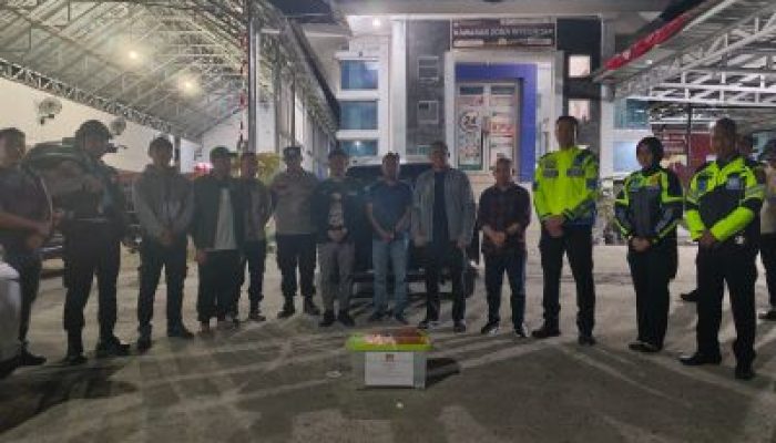 Kapolres Banggai Kawal Pengiriman Hasil Rekapitulasi Suara ke KPU Sulteng