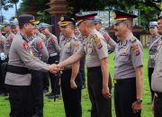 Kapolres Banggai Pimpin Upacara Kenaikan Pangkat 45 Personilnya