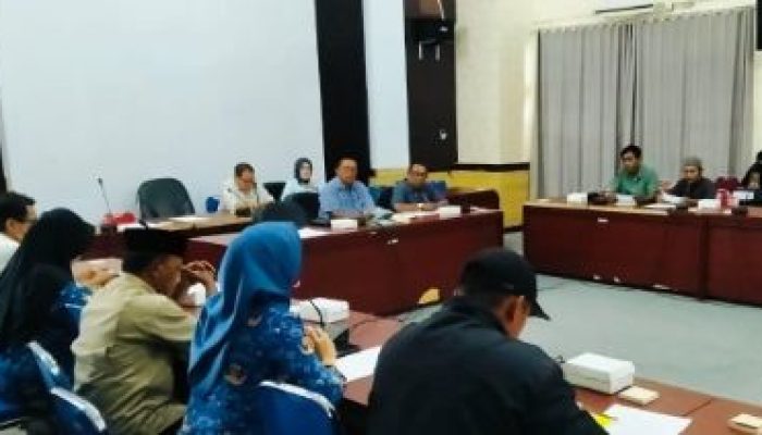 Komisi I DPRD Banggai Panggil Kades Batu Simpang, Terkait Aduan Pemberhentian Kadus