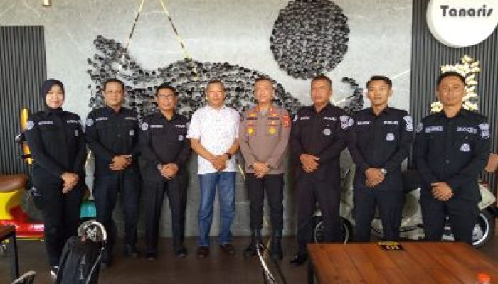 Gelar Ramah Tamah, Kabidhumas Polda Sulteng Antar Kasubbid PID Memasuki Purna Tugas