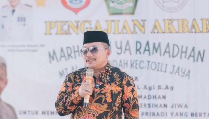 Bupati Banggai H. Amirudin, Menghadiri Pengajian Akbar di Desa Mekar Kencana Kecamatan Toili Jaya
