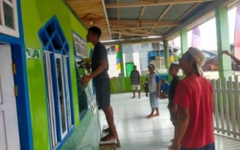 Jelang Ramadhan Pemerintah Desa Bajo Bersama Karang Taruna dan Masyarakat Bersih-bersih Mesjid Al-Mujahidin
