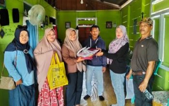 Bantuan KIT Disalurkan di 24 Kecamatan, Ribuan Orang Tua Murid Apresiasi Bupati, Wabup Dan Kadisdikbud Banggai