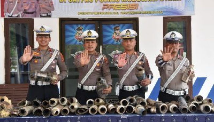 Respon Keluhan Warga, Satlantas Polres Morowali Utara Sita Sebanyak 130 Knalpot Brong