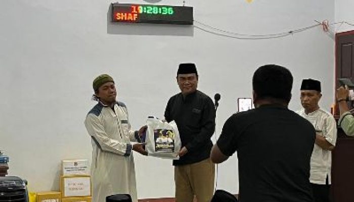 Sekda Banggai Pimpin Safari Ramadhan Hari Ke-4 di Masjid At-Tauhid Desa Lumbe Kecamatan Nambo