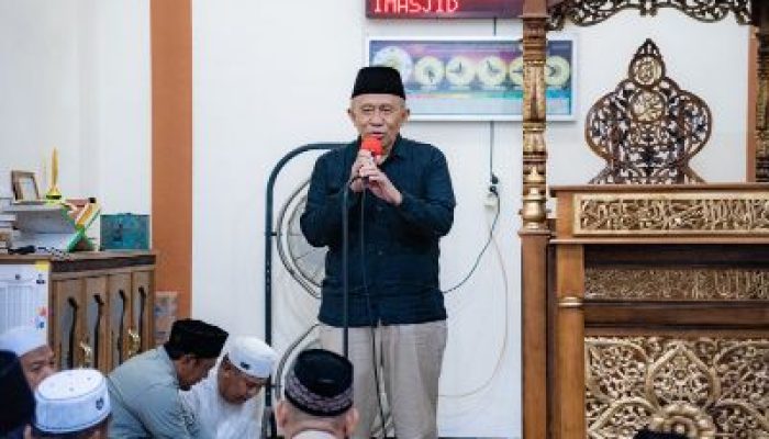 Wabup Banggai H. Furqanuddin Masulili, Pimpin Tim Safari Ramadhan 1446 H di Kelurahan Kaleke Kecamatan Luwuk