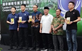 Ketua DPRD Bangkep Hadiri Penandatanganan MoU Pemda dengan PT Free Now Food Indonesia dan Luckin Coffee