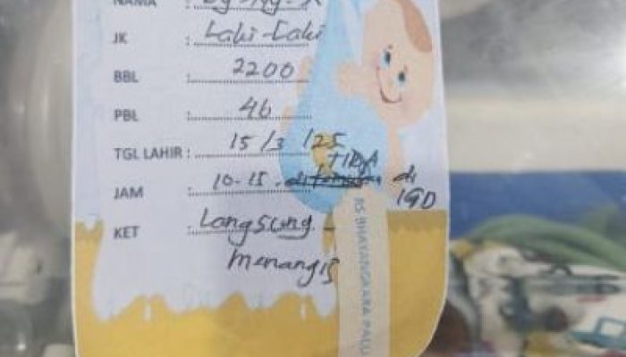 Polisi Cepat Selamatkan Seorang Bayi, Yang Dibuang Dipinggir Jalan di Kota Palu