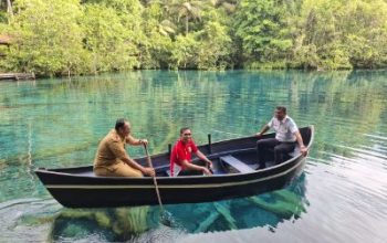 Wabup Bangkep Serfi Kambey, Dampingi Direktur Pemasaran Kemenparekraf RI Kunjungi Danau Paisupok
