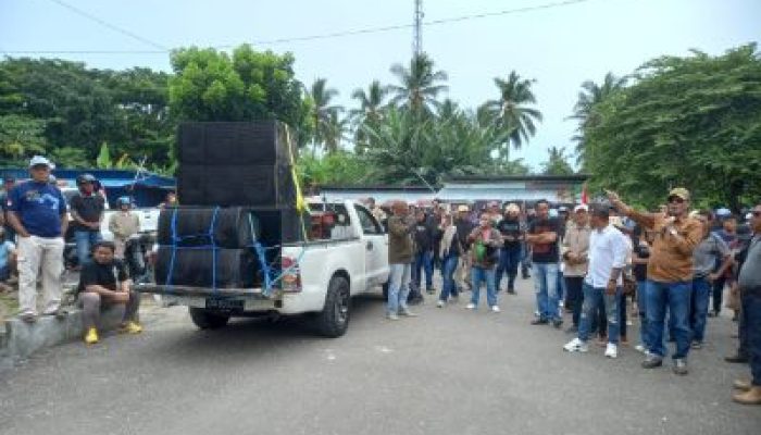 Ratusan Massa SOMASI Gelar Aksi Damai di Polres Banggai, Desak Penegakan Hukum dan Jaga Marwah Demokrasi