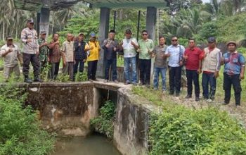 Bupati Bangkep Rusli Moidady, Tinjau Lokasi Persawahan dan Bendungan di Desa Tatakalay