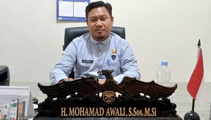 Pemkec Ampana Kota mencanangkan program  Gemas Kota