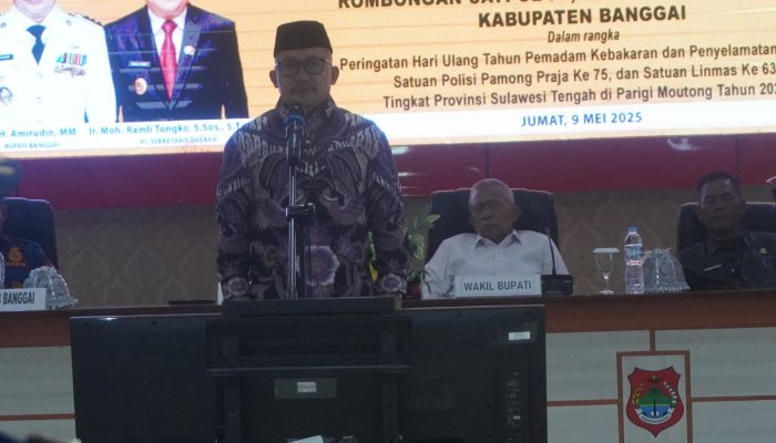 Bupati Banggai Lepas Rombongan Satpol PP, Damkar dan Linmas ke Parigi Moutong, Dalam Rangka Peringatan HUT ke-106 Pemadam Kebakaran
