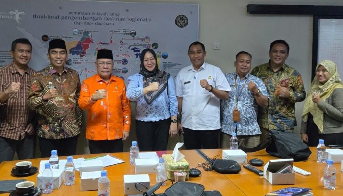 Bupati Bangkep Bersama Ketua Komisi III DPRD, Kadis Pariwisata, Kaban Bappeda, Audiensi di Kementerian Pariwisata RI