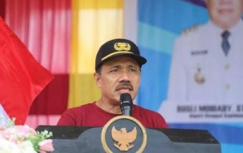 PJ Sekda Bangkep Suripto Nurdin Buka Kegiatan O2SN, FLS2N, dan GSI Tingkat Kabupaten di Desa Lalong, Tinangkung Utara